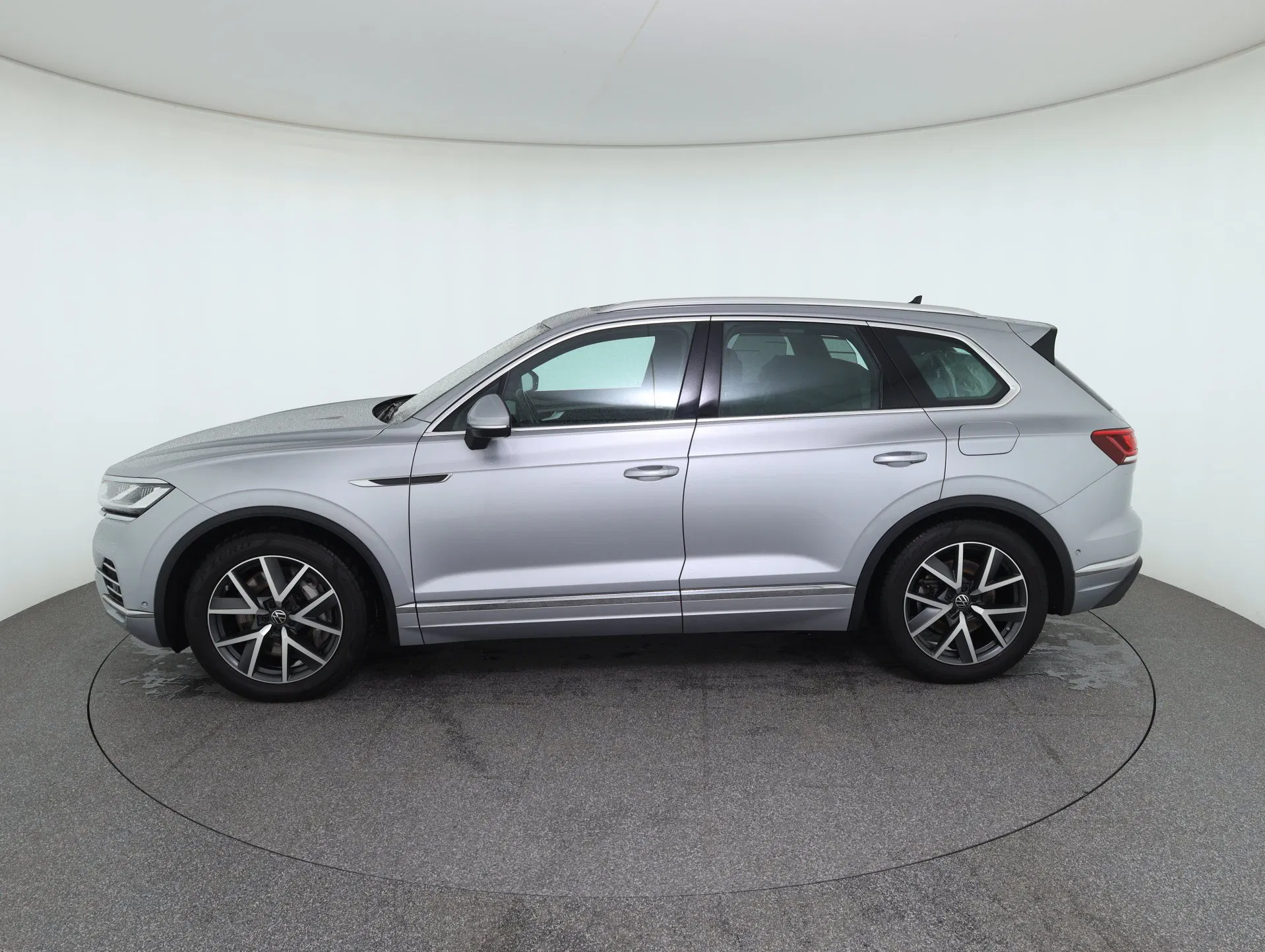 VW Touareg 3.0 V6 TSI 4Motion Elegance | Bild 9 von 30