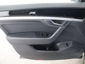 VW Touareg 3.0 V6 TSI 4Motion Elegance | Thumbnail 15 von 25