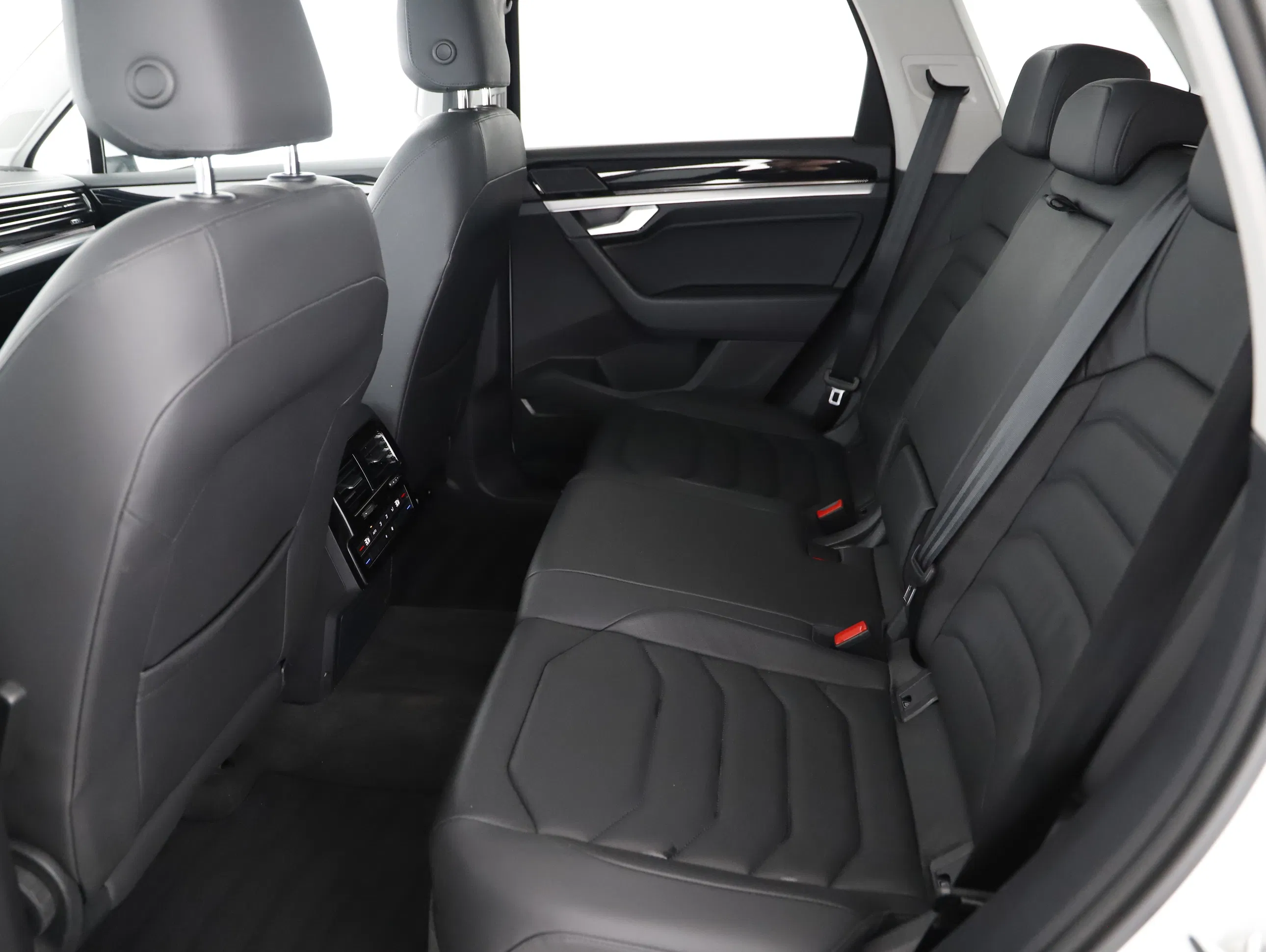 VW Touareg 3.0 V6 TSI 4Motion Elegance | Bild 3 von 25