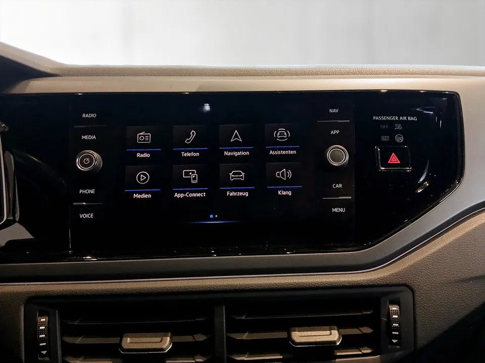 VW Taigo 1.0 TSI R-Line DSG | Bild 13 von 17