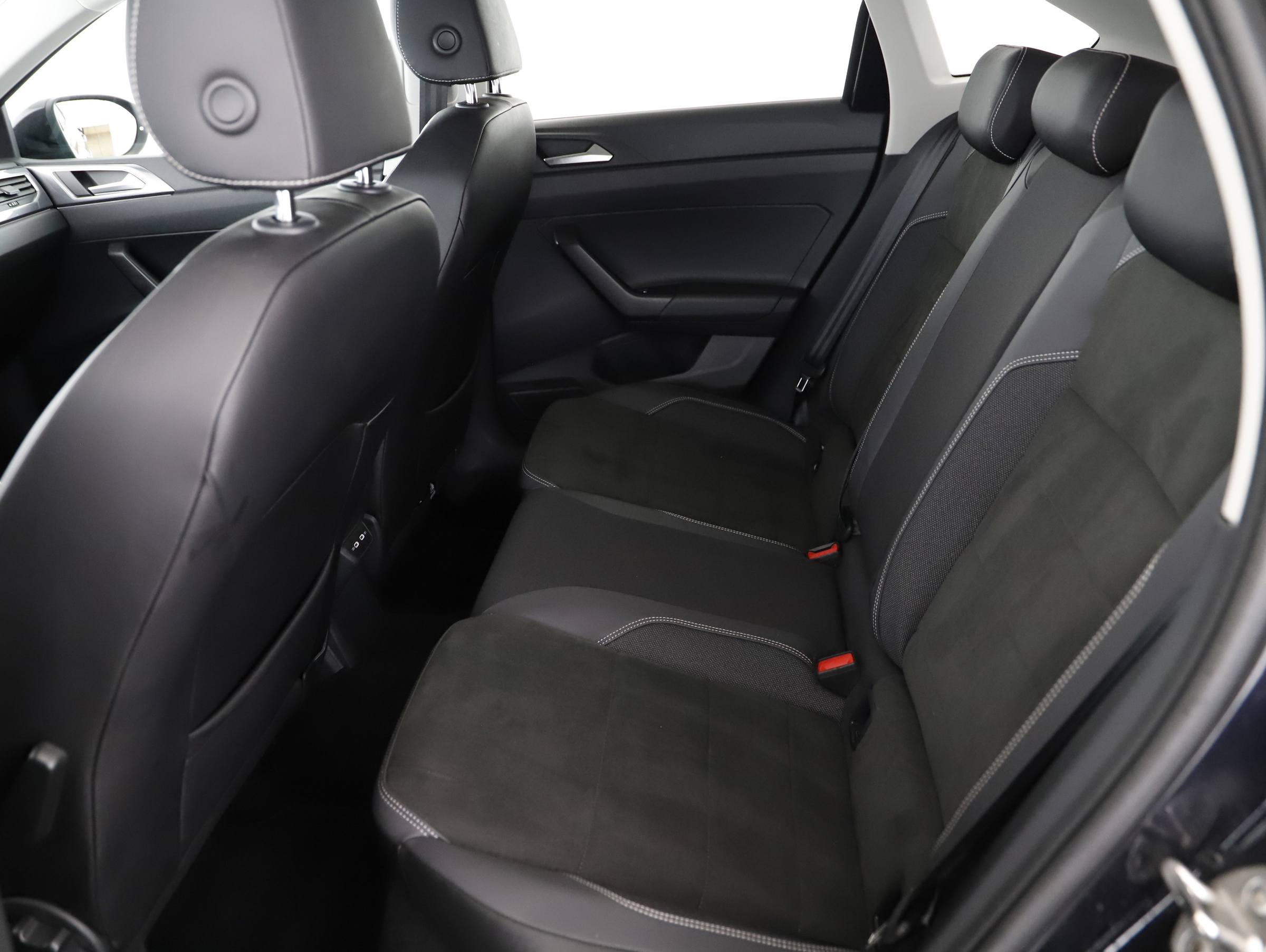 VW Taigo 1.5 TSI Style | Bild 2 von 21