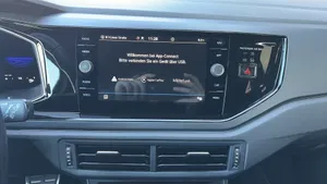 Volkswagen Taigo 1.5 TSI R-Line | Thumbnail 14 von 20