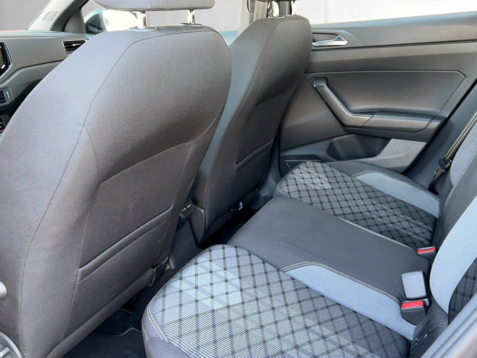 Volkswagen Taigo 1.5 TSI R-Line | Bild 17 von 20