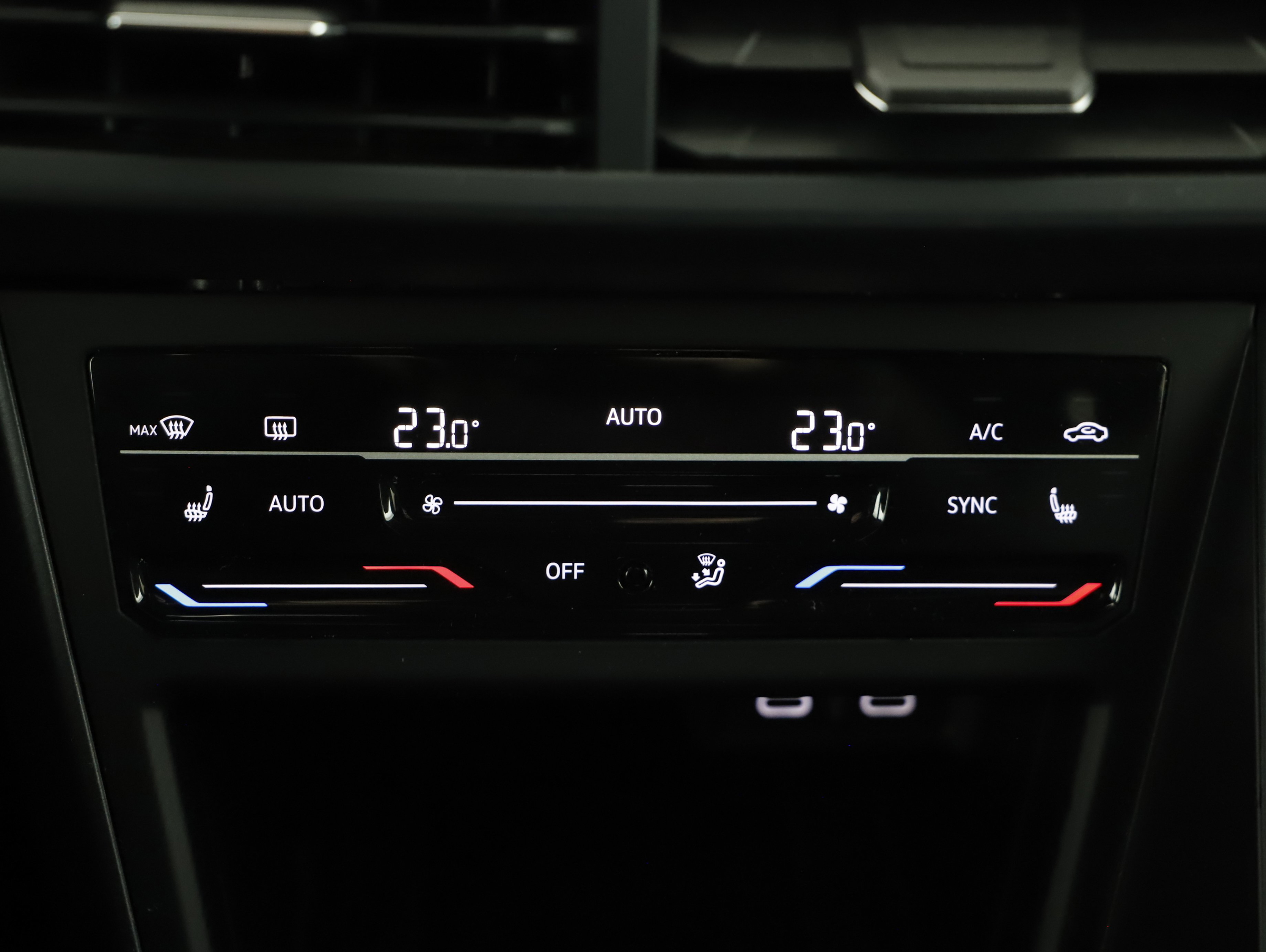 VW Taigo 1.0 TSI R-Line DSG | Bild 17 von 21