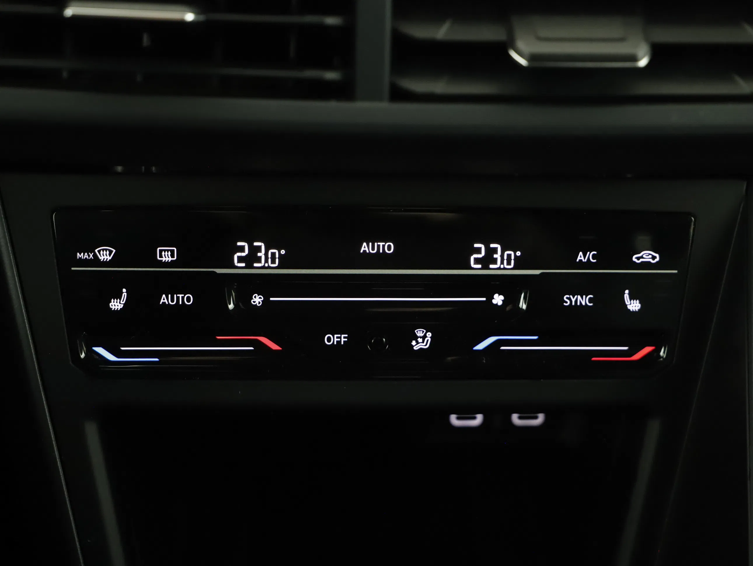 VW Taigo 1.0 TSI R-Line DSG | Bild 17 von 21