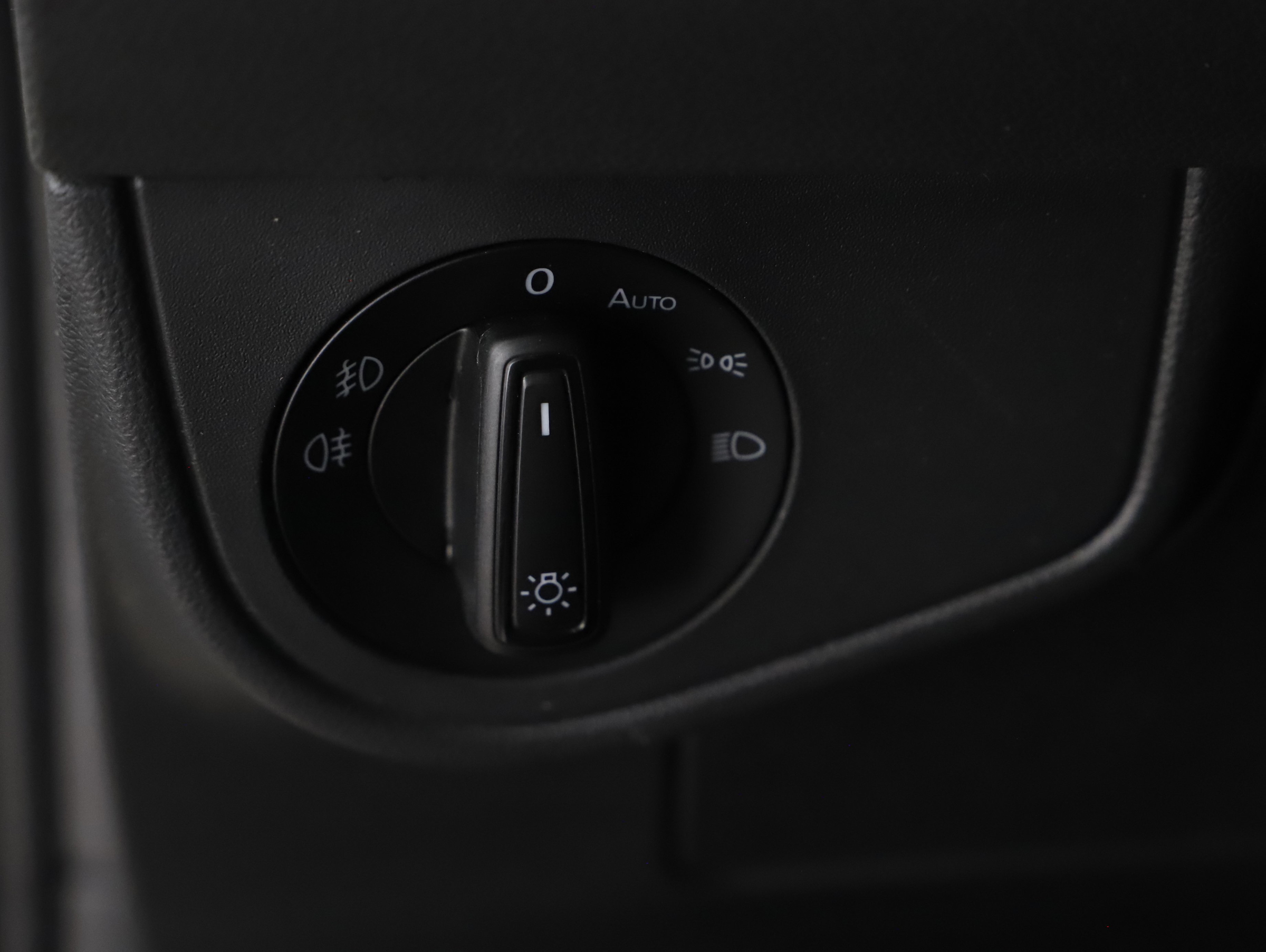 VW Taigo 1.0 TSI R-Line DSG | Bild 6 von 21