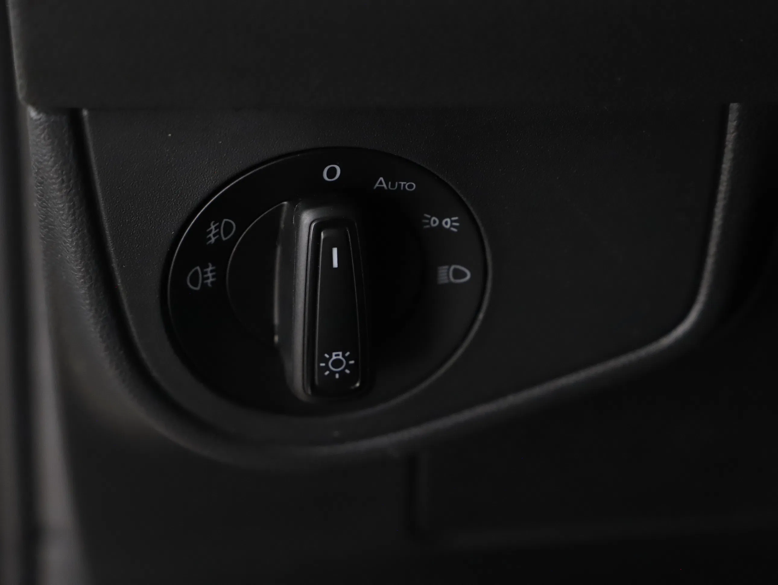 VW Taigo 1.0 TSI R-Line DSG | Bild 6 von 21