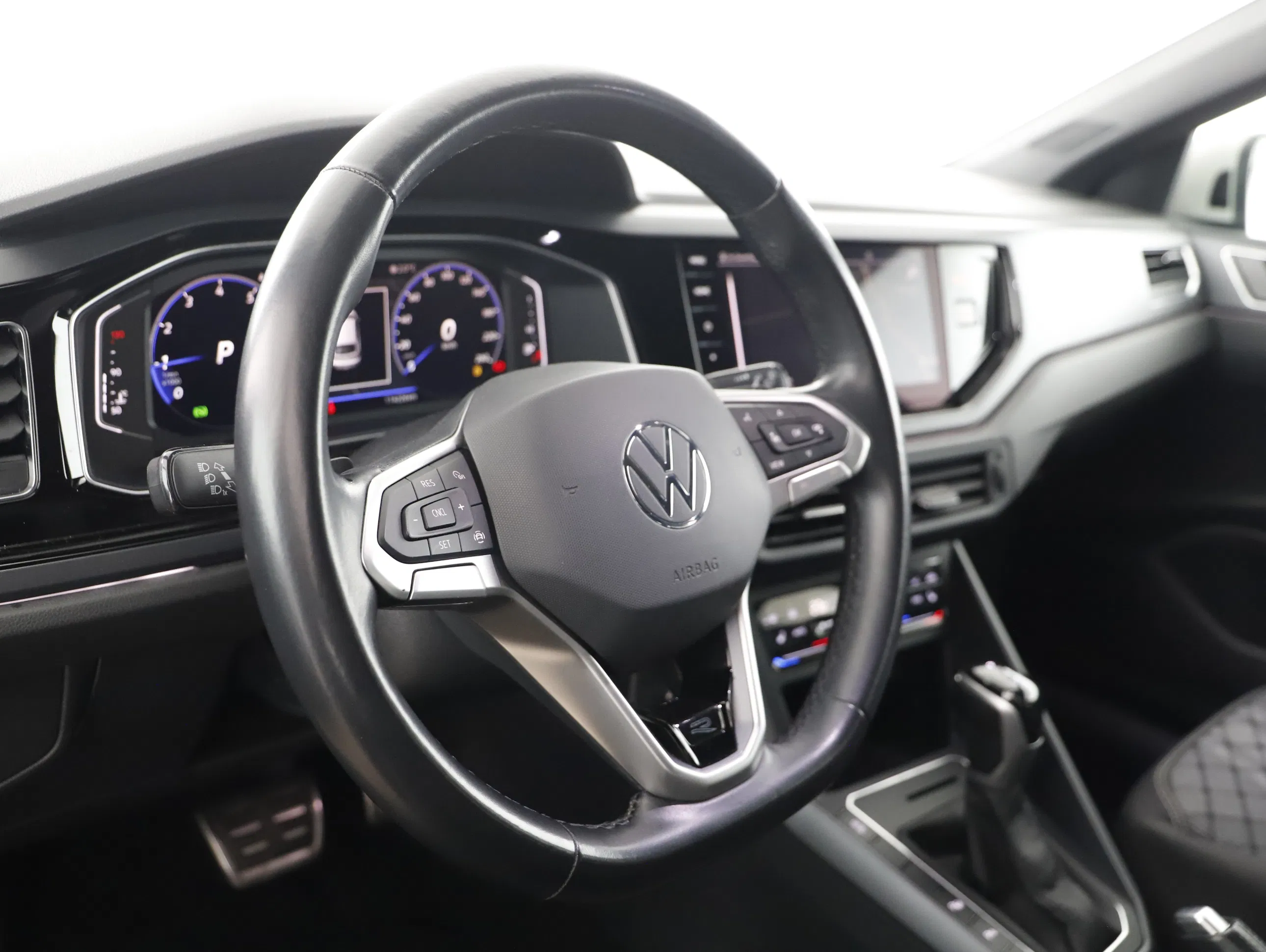 VW Taigo 1.0 TSI R-Line DSG | Bild 11 von 21