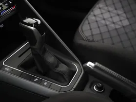 VW Taigo 1.0 TSI R-Line DSG | Thumbnail 18 von 21