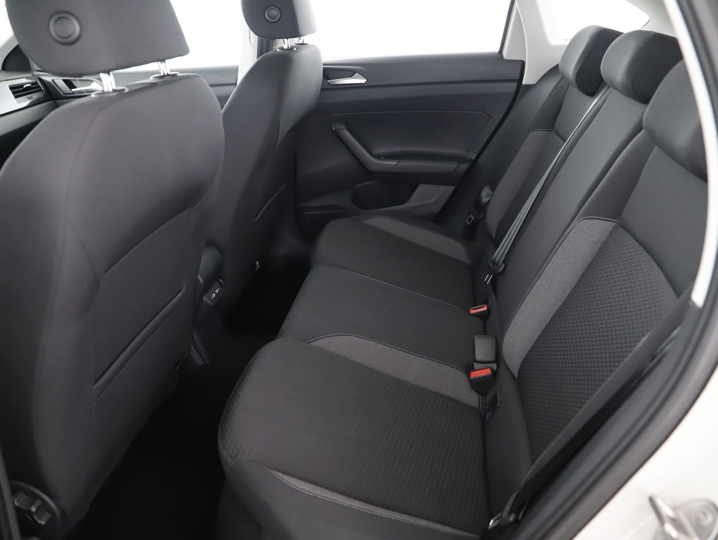 VW Taigo 1.0 TSI Life | Bild 24 von 25