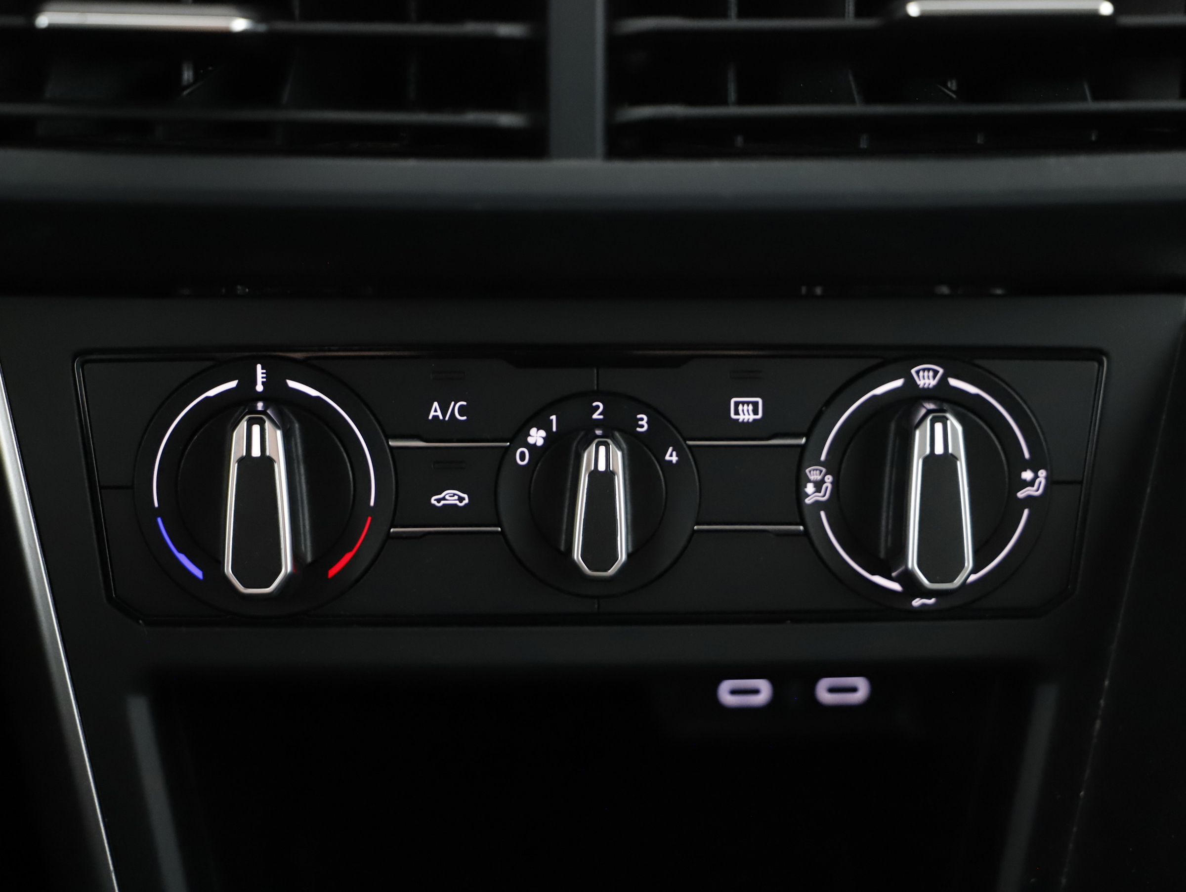 VW Taigo 1.0 TSI Life | Bild 22 von 25