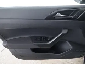 VW Taigo 1.0 TSI Life | Thumbnail 10 von 25