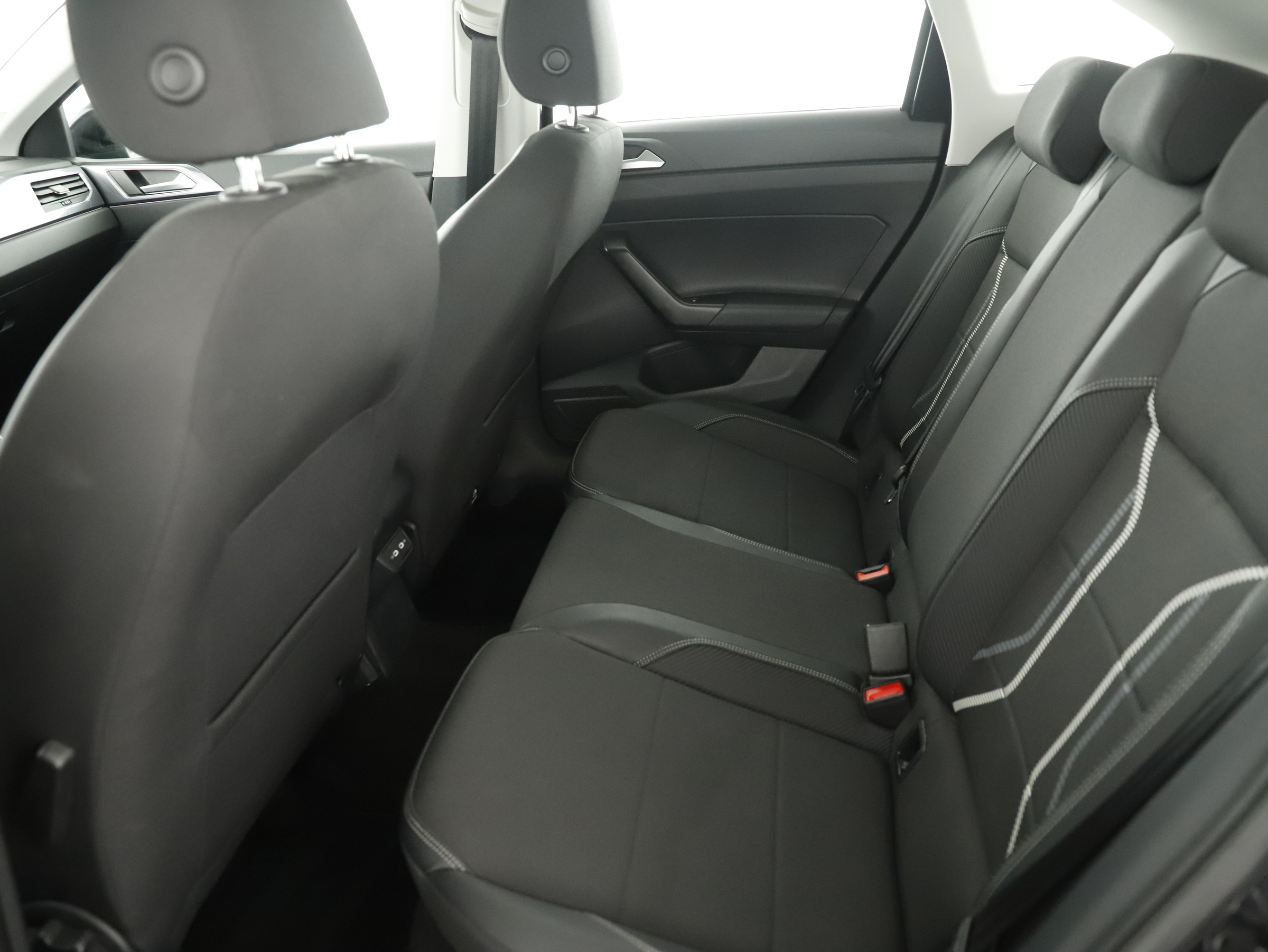 VW Taigo 1.0 TSI Style | Bild 16 von 31