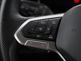 VW Tiguan 2.0 TDI W R-Line | Thumbnail 12 von 22