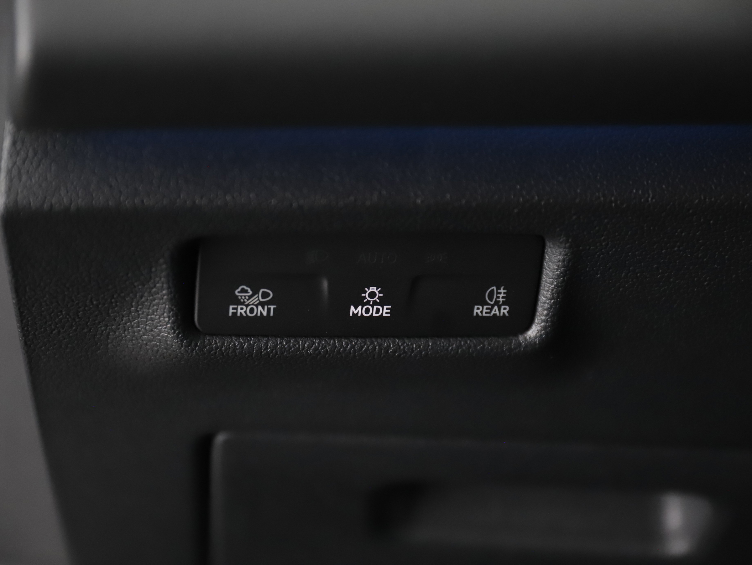 VW Tiguan 1.5 eTSI W Elegance | Bild 13 von 31