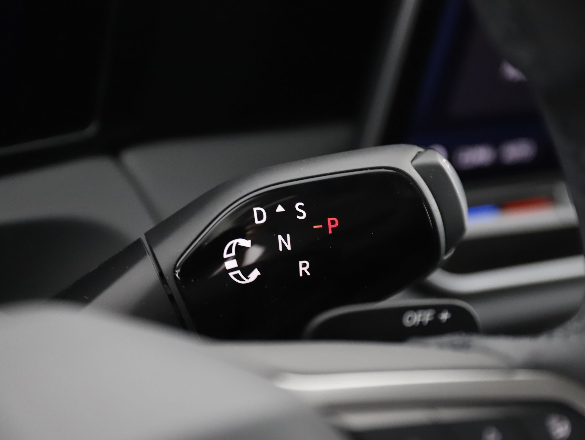 VW Tiguan 1.5 eTSI W Elegance | Bild 20 von 31