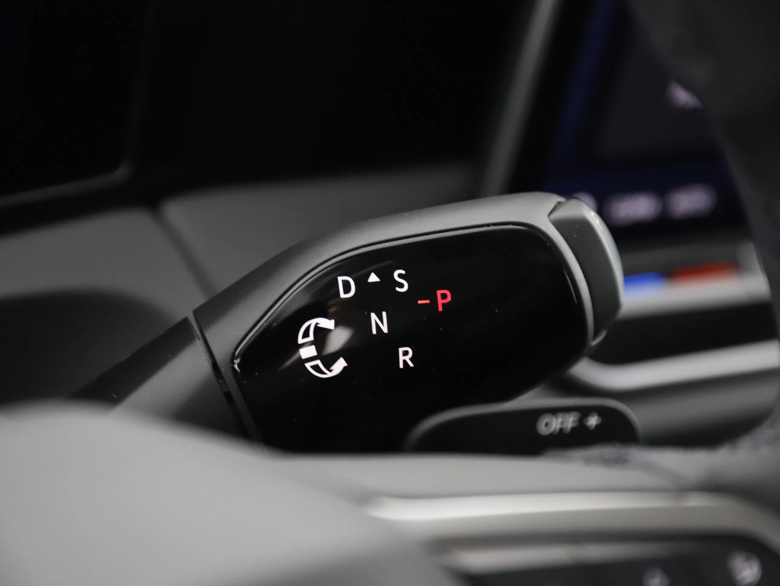 VW Tiguan 1.5 eTSI W Elegance | Bild 20 von 31