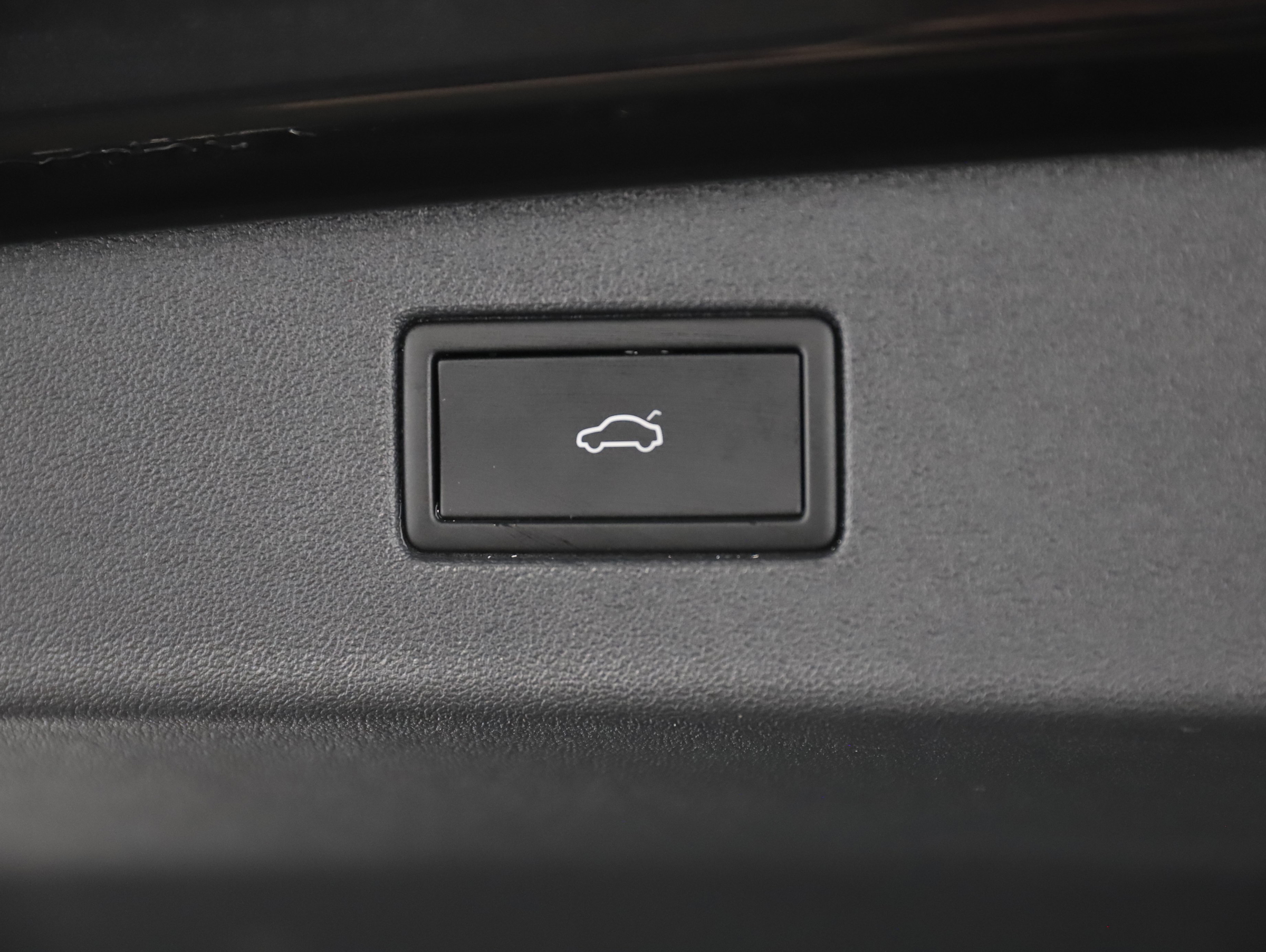 VW Tiguan 1.5 eTSI W Elegance | Bild 27 von 31