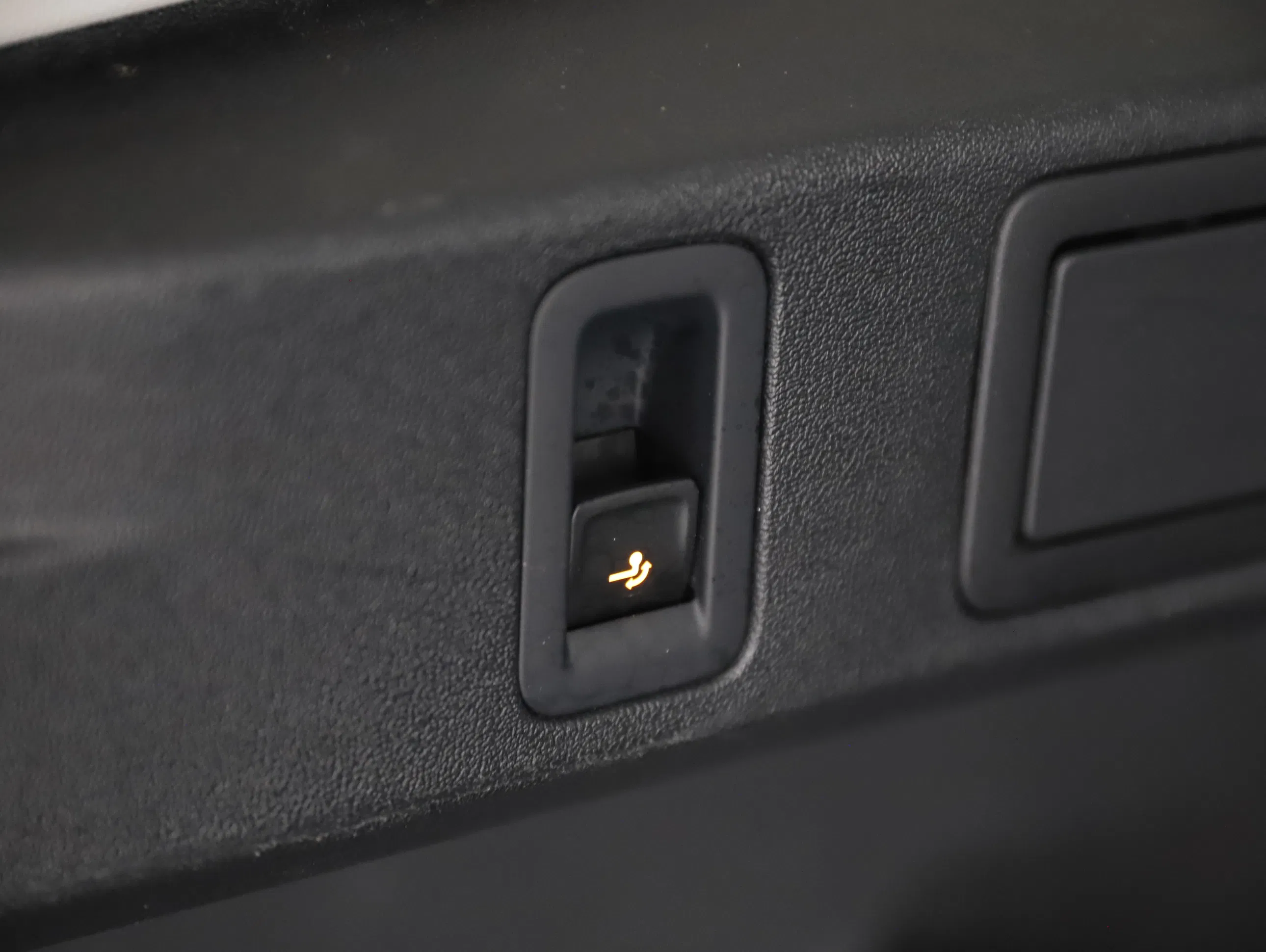 VW Tiguan 1.5 eTSI W Elegance | Bild 28 von 31