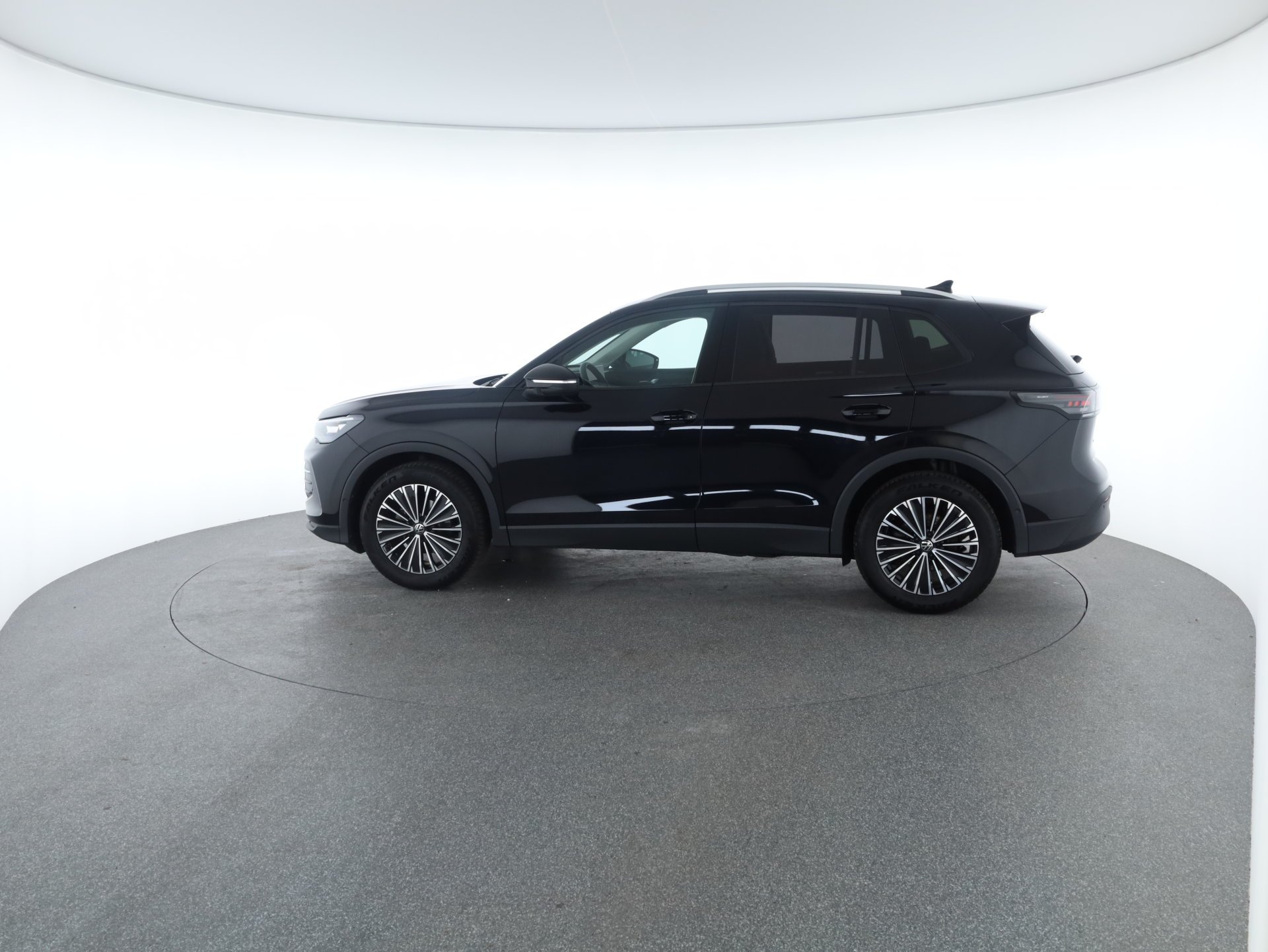 VW Tiguan Life eTSI DSG | Bild 28 von 31