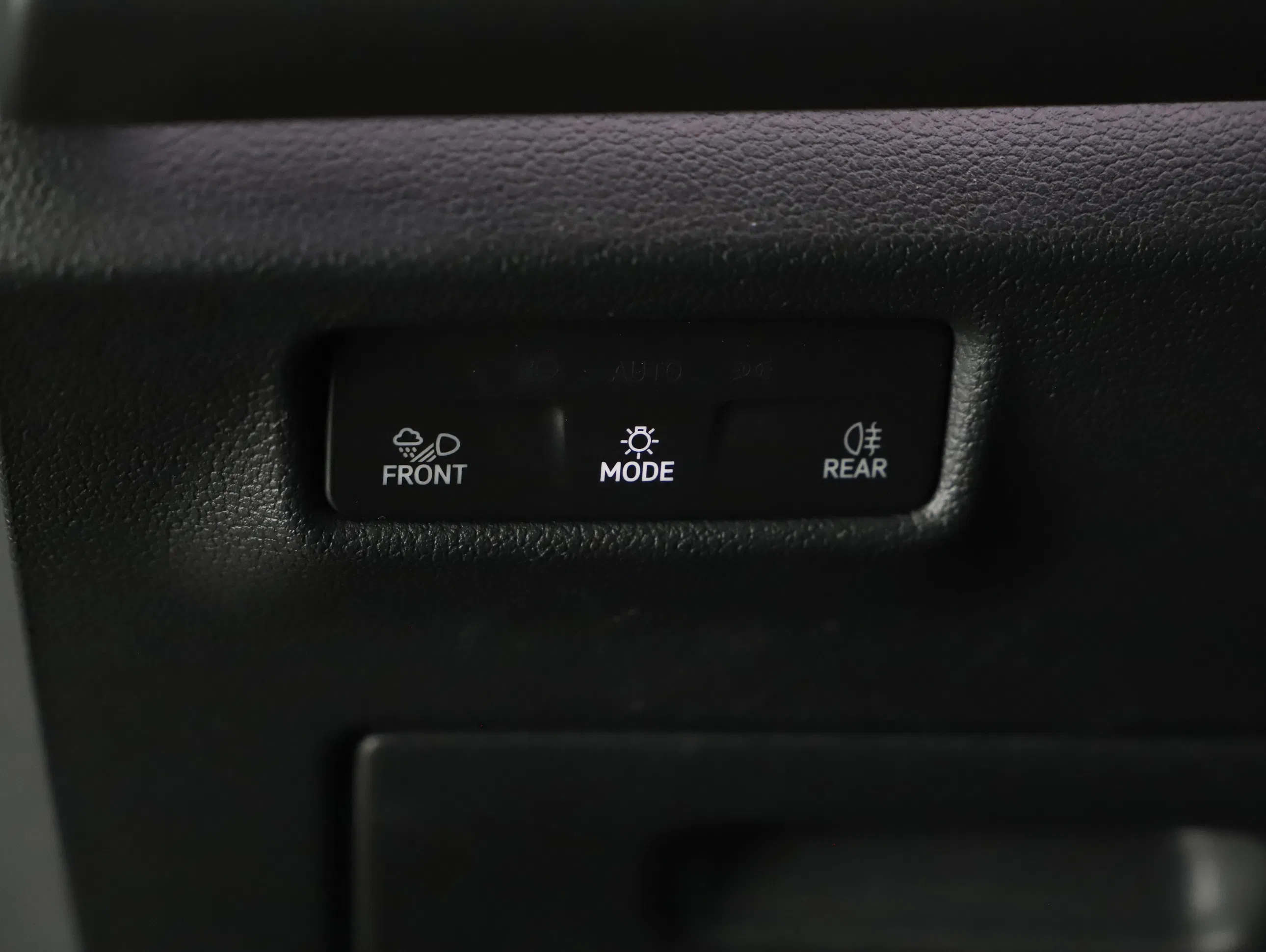 VW Tiguan 1.5 eTSI W Elegance | Bild 14 von 23
