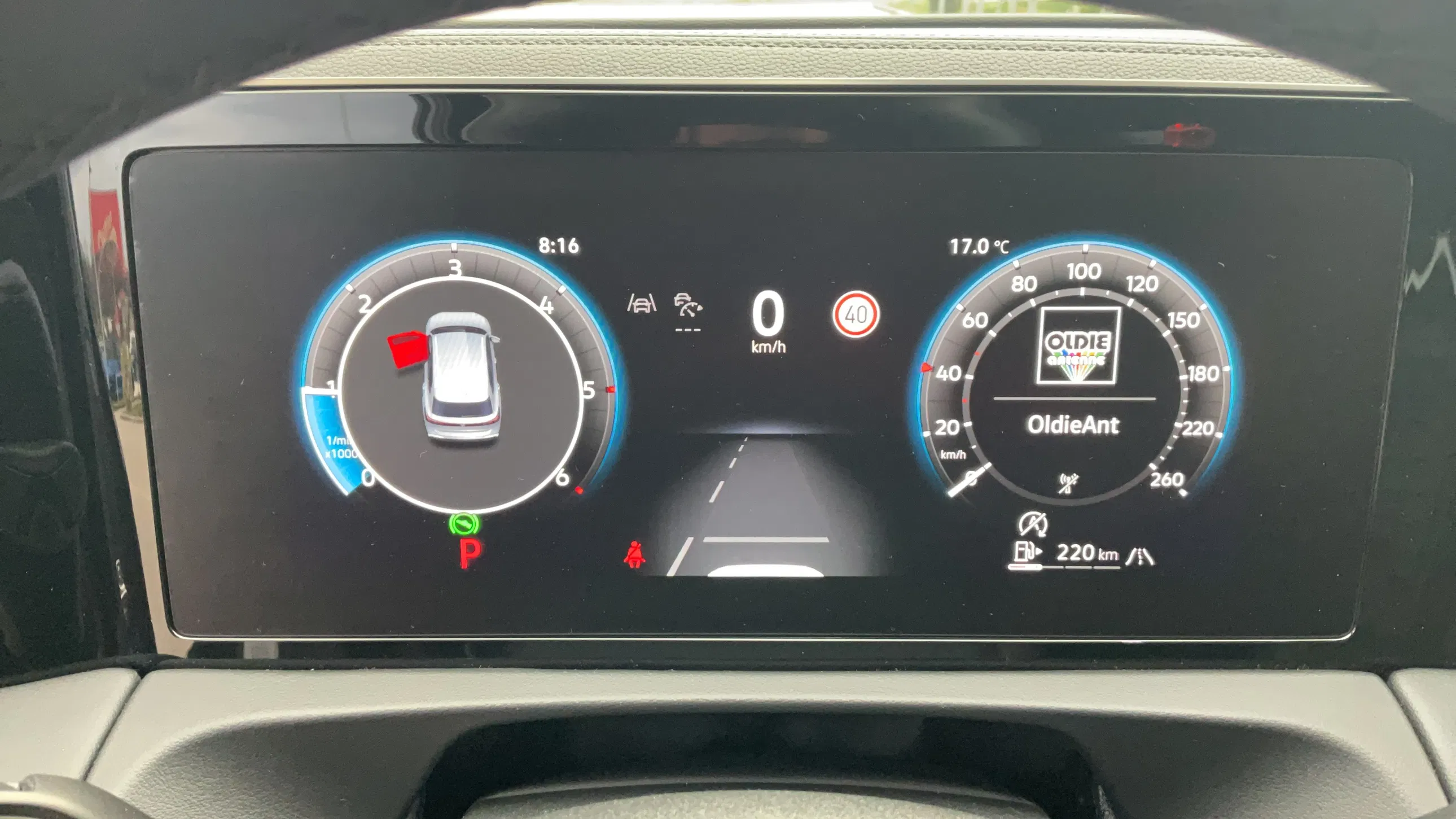 VW Tiguan 2.0 TDI W R-Line | Bild 11 von 22