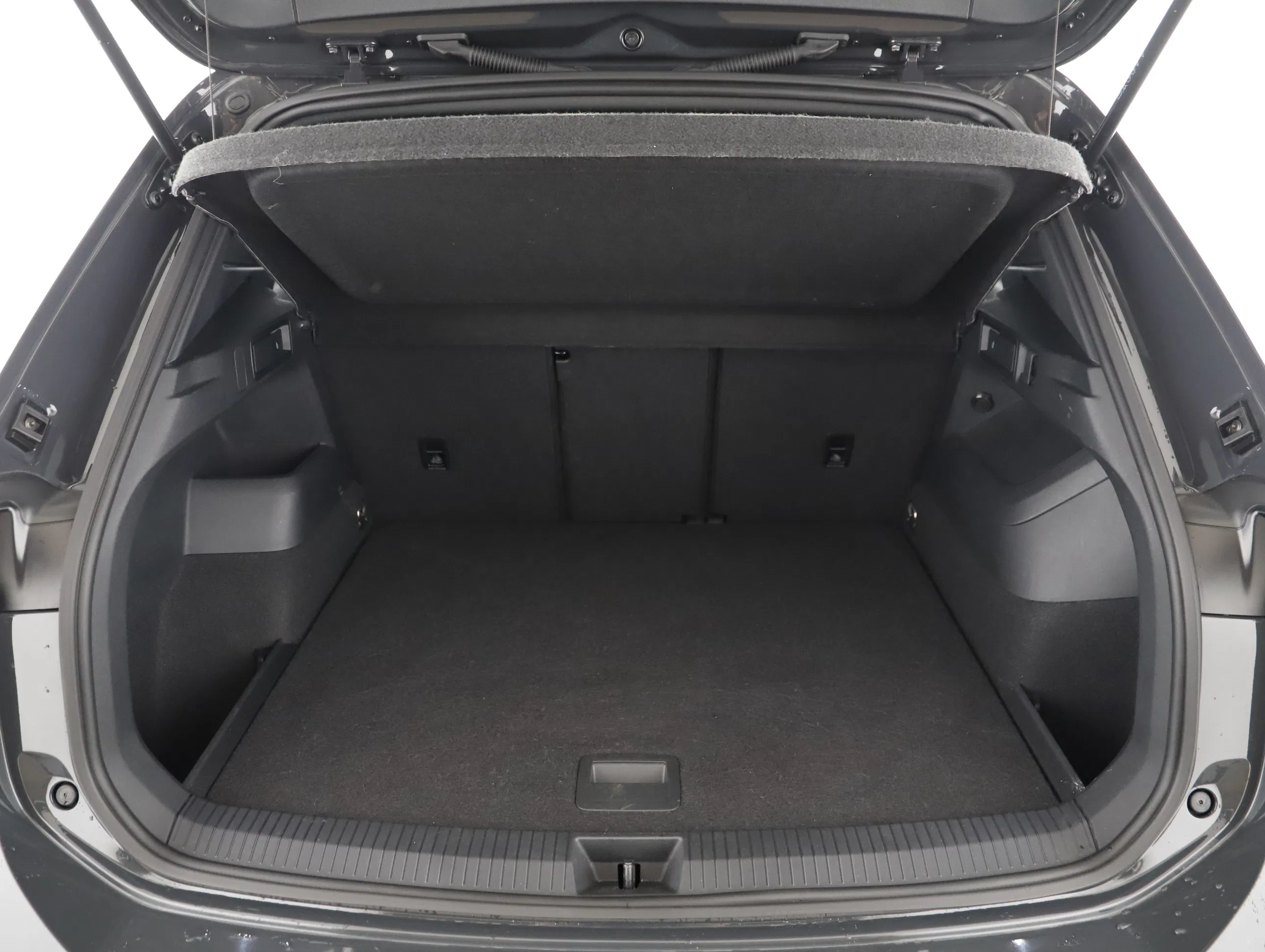 VW Tiguan 2.0 TDI W R-Line | Bild 17 von 22