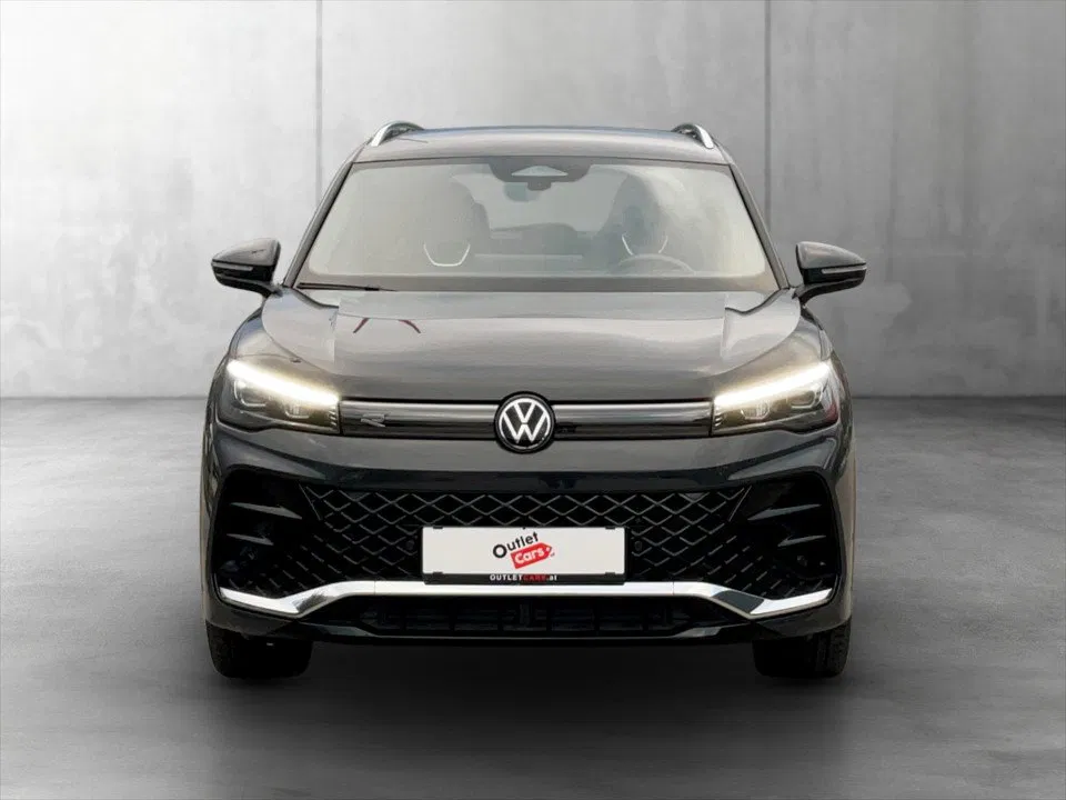 VW Tiguan 2.0 TDI W R-Line | Bild 2 von 22