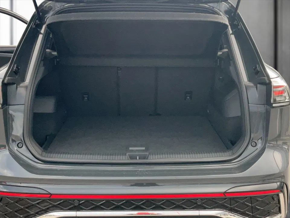 VW Tiguan 2.0 TDI W R-Line | Bild 20 von 22