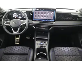 VW Tiguan 2.0 TDI W R-Line | Thumbnail 3 von 22