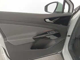 VW ID.4 Pro Performance W Life | Thumbnail 11 von 31