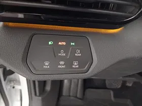 VW ID.4 Pro Performance W Life | Thumbnail 13 von 31