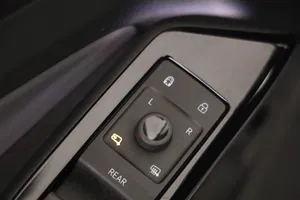 VW ID.5 Pro Performance W | Thumbnail 12 von 30