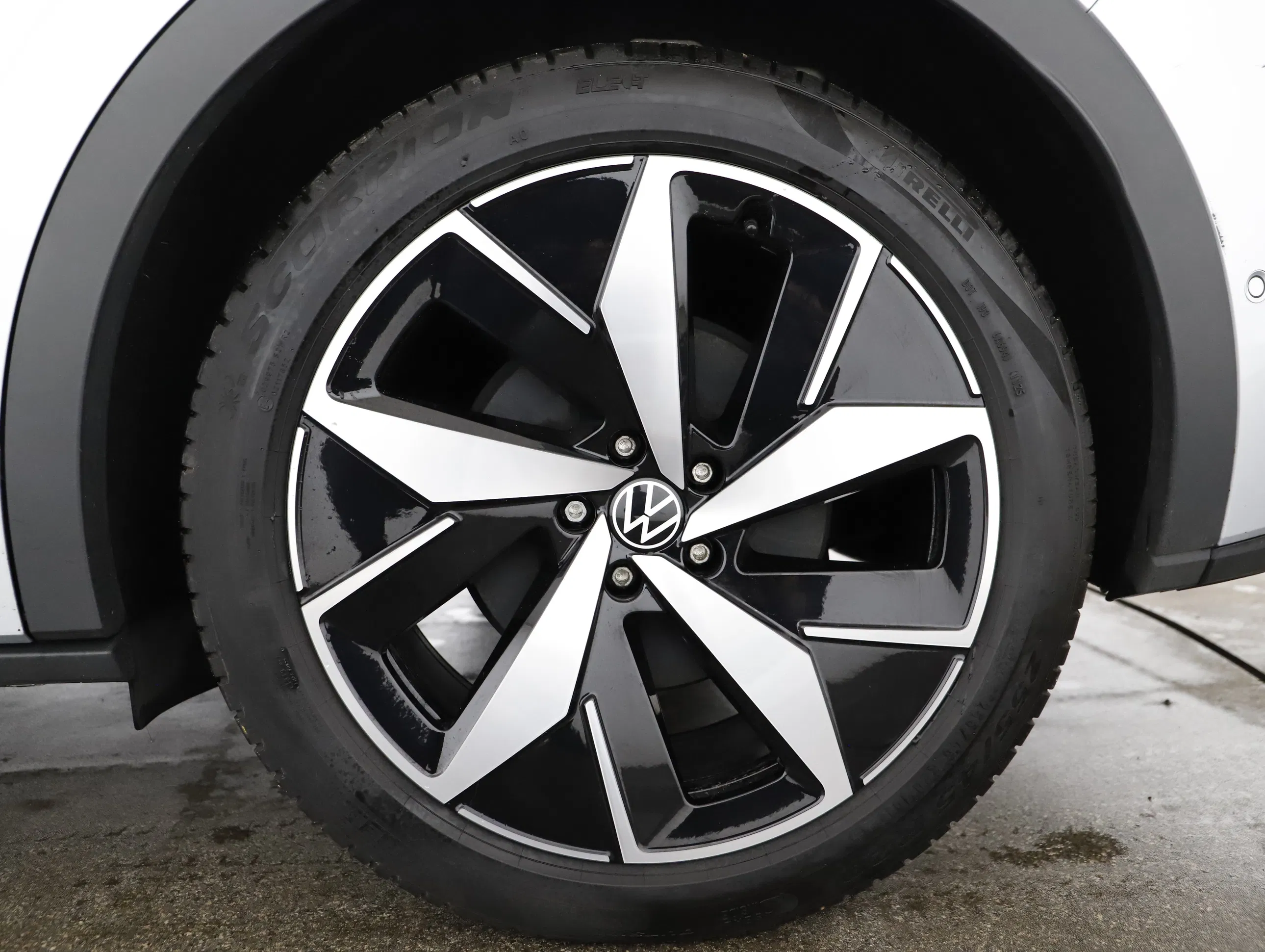 VW ID.4 4Motion GTX W | Bild 6 von 23