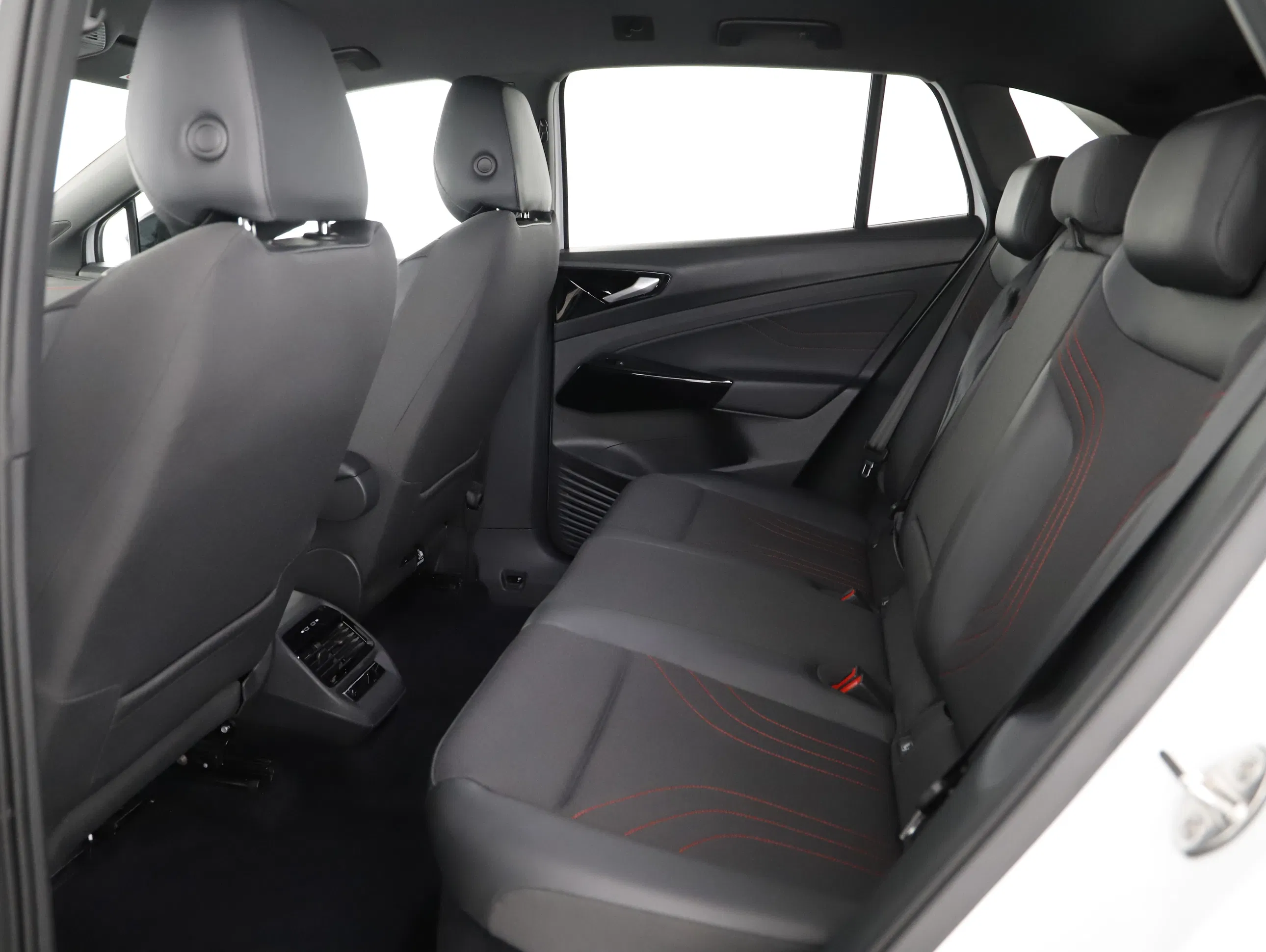 VW ID.4 4Motion GTX W | Bild 5 von 22
