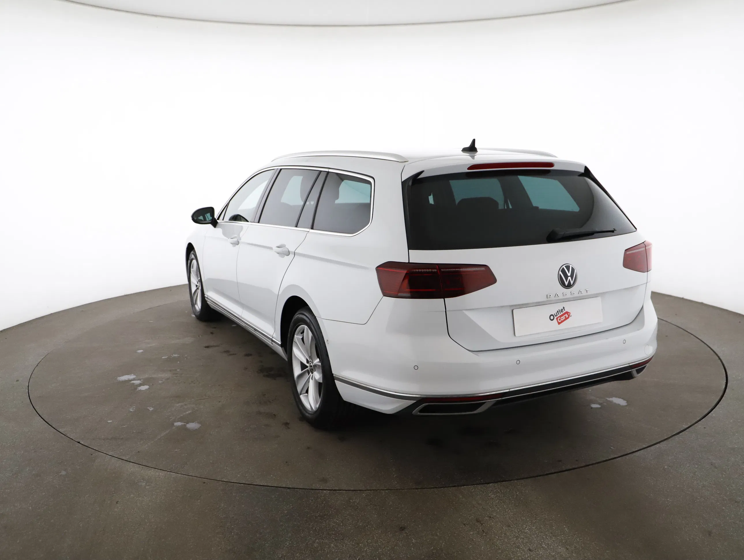 VW Passat Variant 2.0 TDI BMT Elegance | Bild 17 von 21