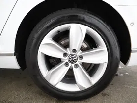VW Passat Variant 2.0 TDI BMT Elegance | Thumbnail 20 von 21
