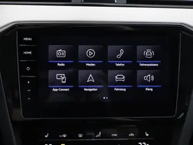 VW Passat Variant 2.0 TDI BMT Elegance | Thumbnail 7 von 21