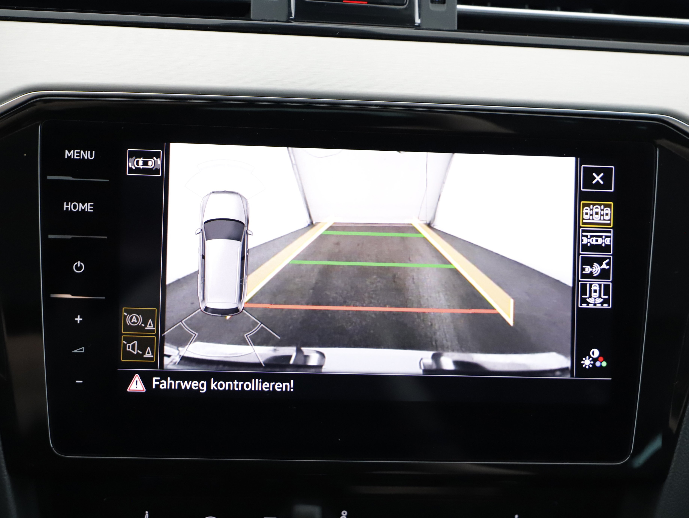 VW Passat Variant 2.0 TDI BMT Elegance | Bild 9 von 21