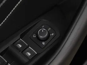 VW Passat Variant 2.0 TDI BMT Elegance | Thumbnail 6 von 24