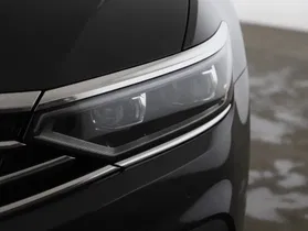 VW Passat Variant 2.0 TDI BMT Elegance | Thumbnail 24 von 24