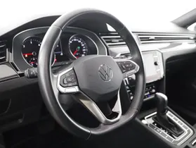 VW Passat Variant 2.0 TDI BMT Elegance | Thumbnail 10 von 24