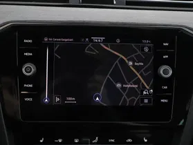 VW Passat Variant 2.0 TDI BMT Elegance | Thumbnail 15 von 24