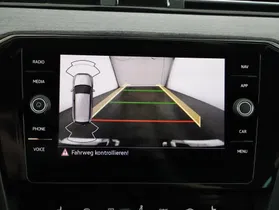 VW Passat Variant 2.0 TDI BMT Elegance | Thumbnail 16 von 24