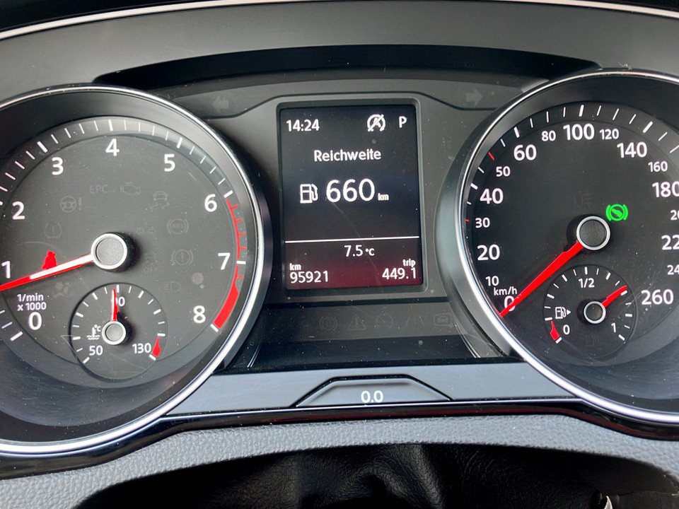 VW Passat Variant 1.4 TSI  BMT Comfortline | Bild 18 von 20