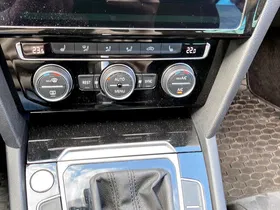 VW Passat Var. 2.0 TDI Highline | Thumbnail 24 von 24