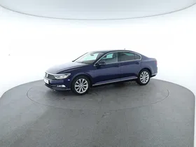 VW Passat 1.6 TDI BMT Highline | Thumbnail 2 von 30