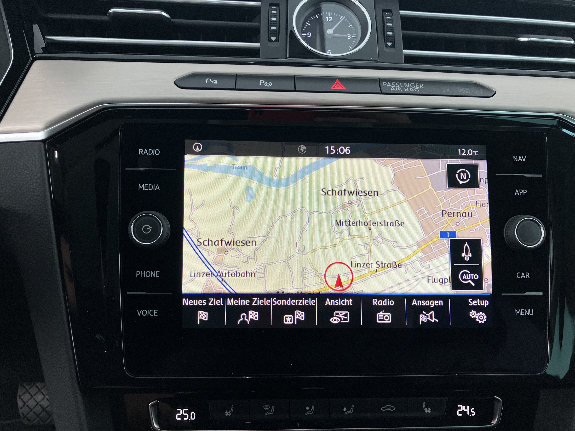 VW Passat 1.6 TDI BMT Highline | Bild 13 von 30