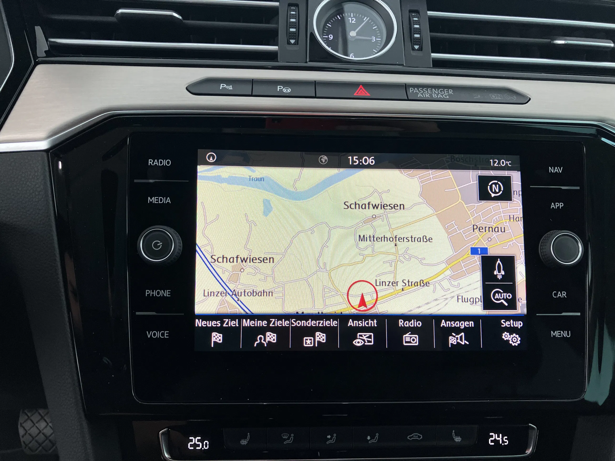 VW Passat 1.6 TDI BMT Highline | Bild 13 von 30