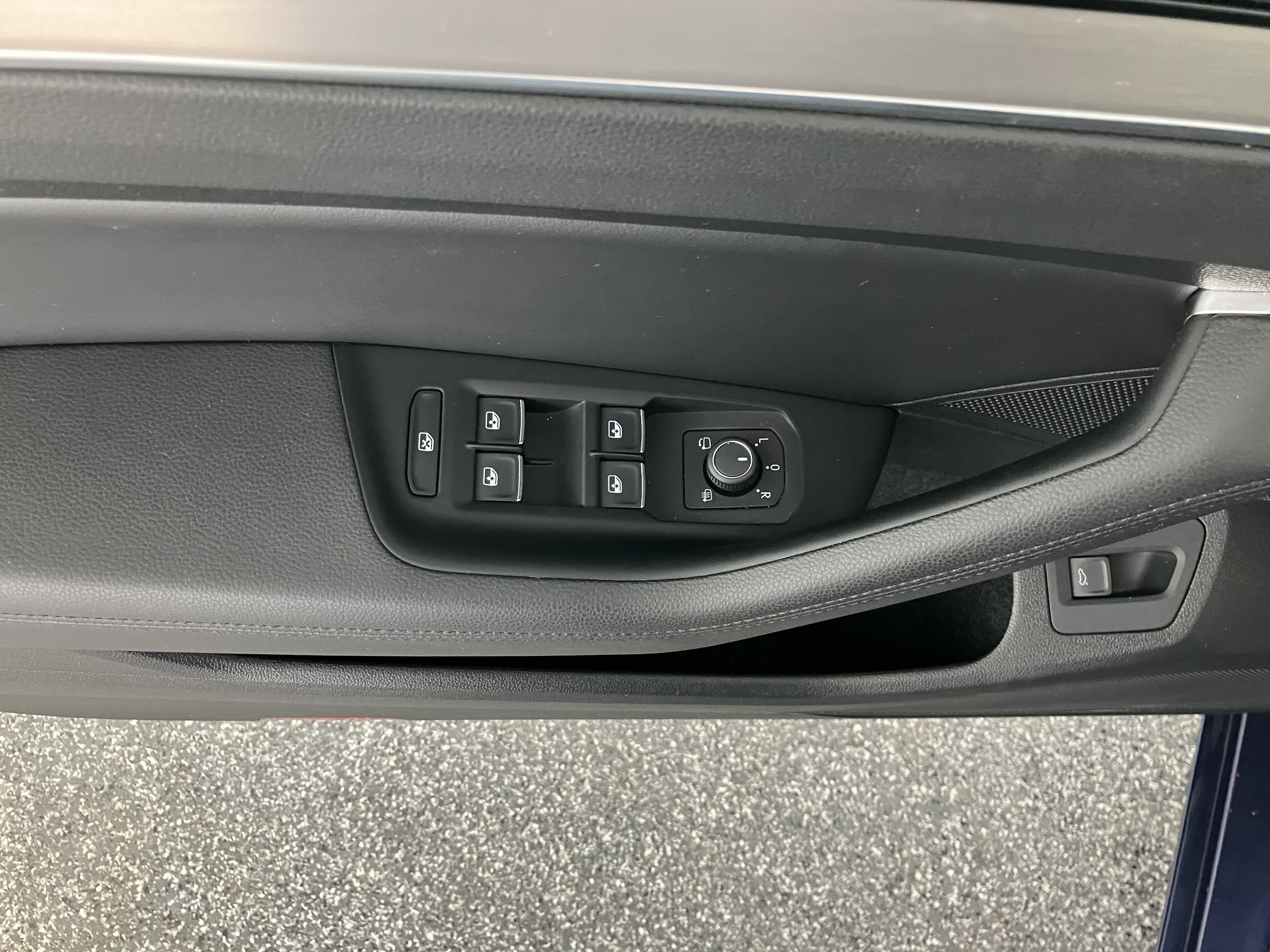 VW Passat 1.6 TDI BMT Highline | Bild 5 von 30